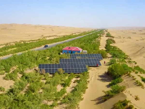 塔裏木油(you)田綠色“光(guang)”景無限好(hǎo)